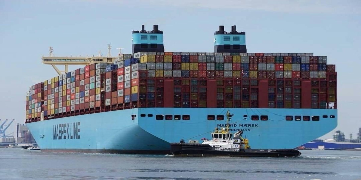 Merchant Navy Maersk Line Ship Imge in Sea